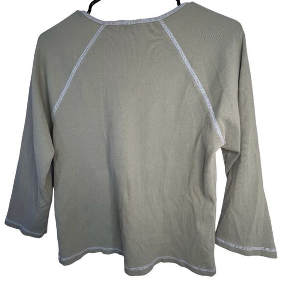 Old Navy Sage Green V-Neck Basic Long Sleeve Thermal T-Shirt - Picture 3 of 3